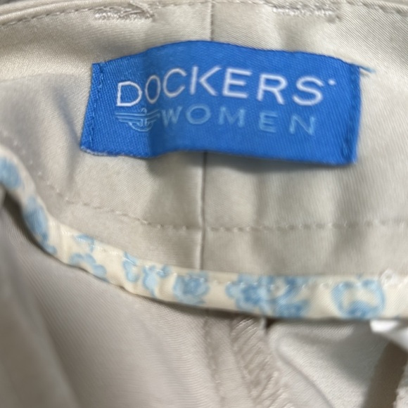 DOCKERS WOMEN - SIZE 10 - THE NOUVEAU FIT CROP PANTS/SLACKS - COTTON BLEND - B14 - Picture 12 of 12